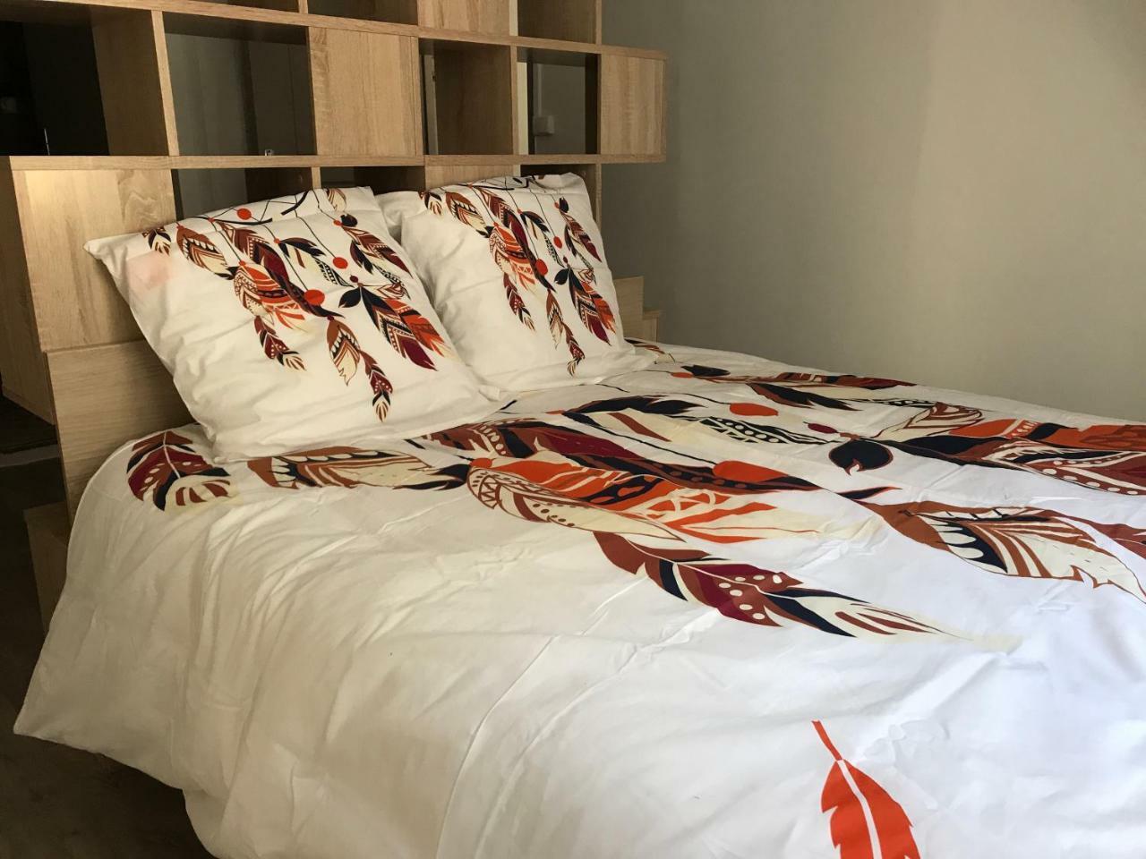 דירות מולאן Appt "Coeur Moulinois" מראה חיצוני תמונה